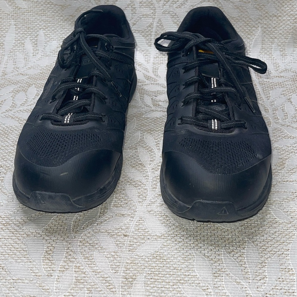 Keen Men's Black Utility Low Boot Shoe 
Vista Energy Carbon Toe - Picture 5 of 9